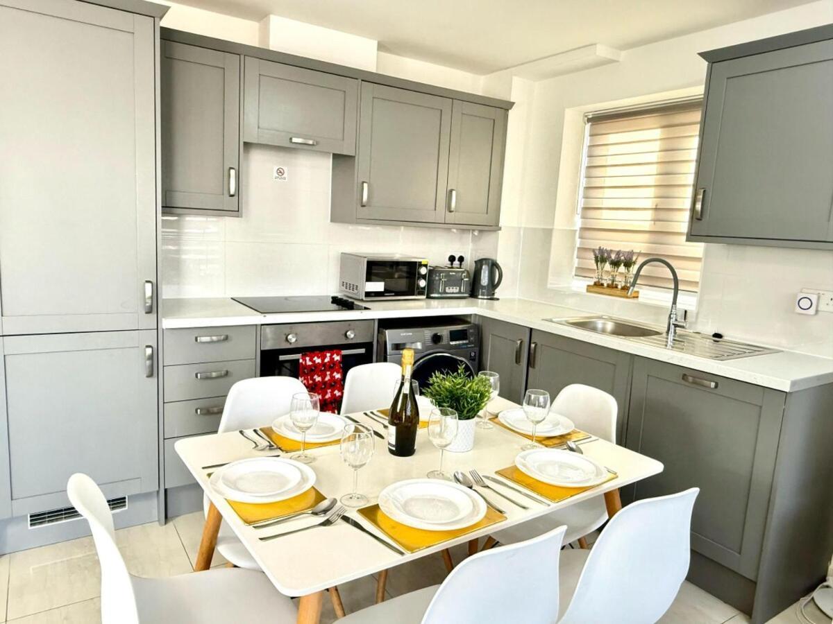Walnut Luxurious 2-Bedroom With Ensuite - Parking, Netflix, Wifi - Close To Oxford, Bicester & Blenheim Palace Kidlington Exteriér fotografie